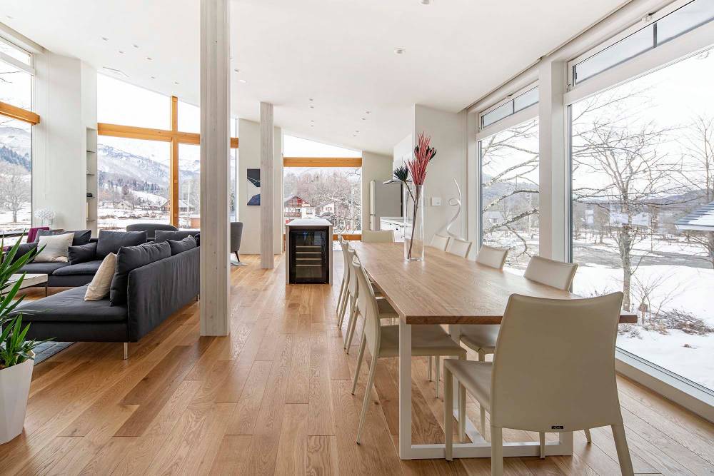 Alpinarc Chalet in Echoland Hakuba