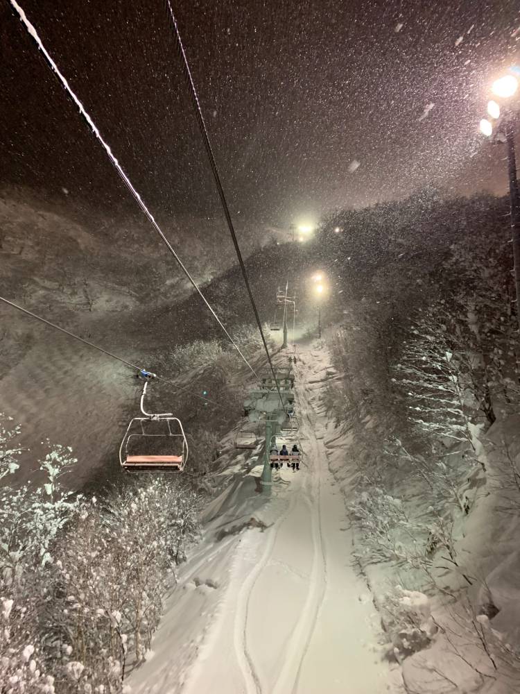 Niseko Night Skiing