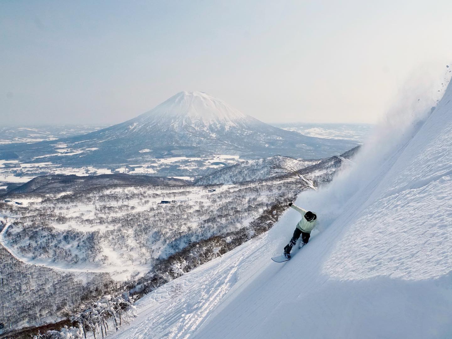 Niseko steep piste