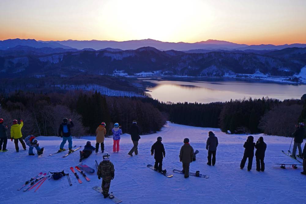 Spectacular Sunrise Skiing at Hakuba Sanosaka